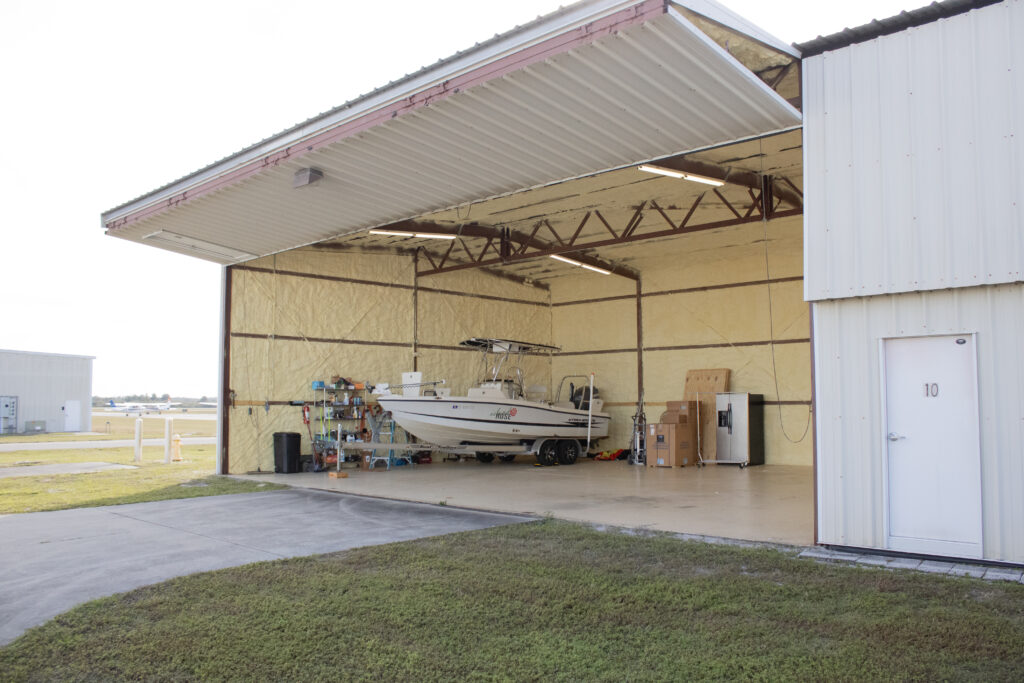 multi-vessel hangar use