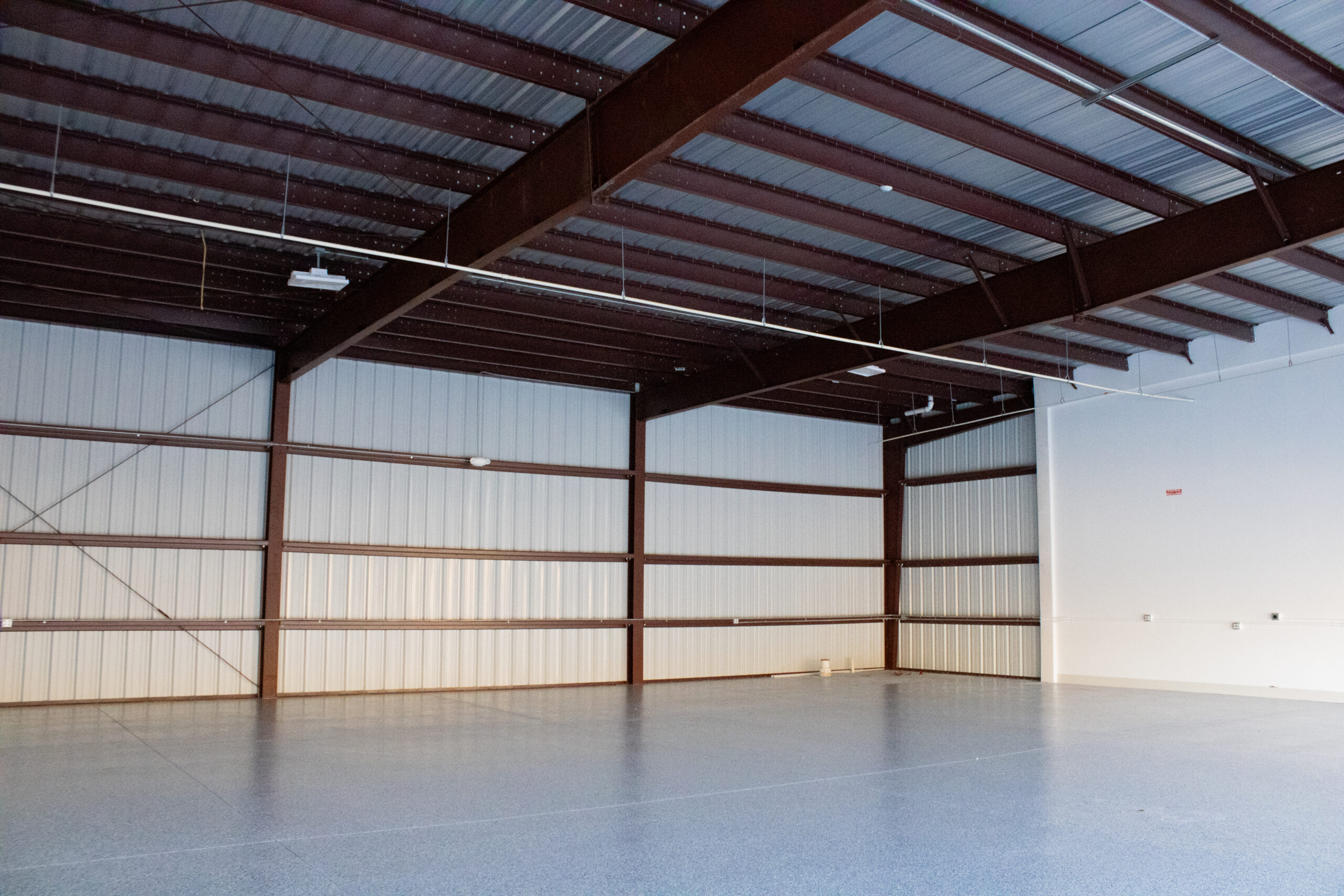 private aircraft hangar scarcity